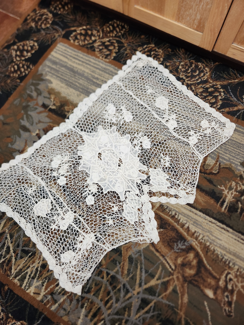 RARE Betsey Johnson White Crochet Lace Topper